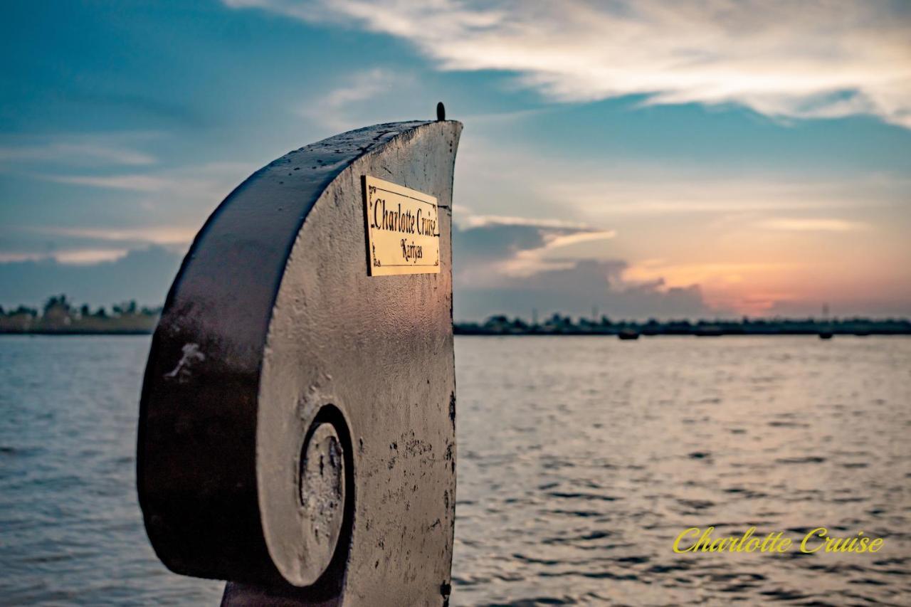 Charlotte Cruise House Boat Hotel Alappuzha Ngoại thất bức ảnh