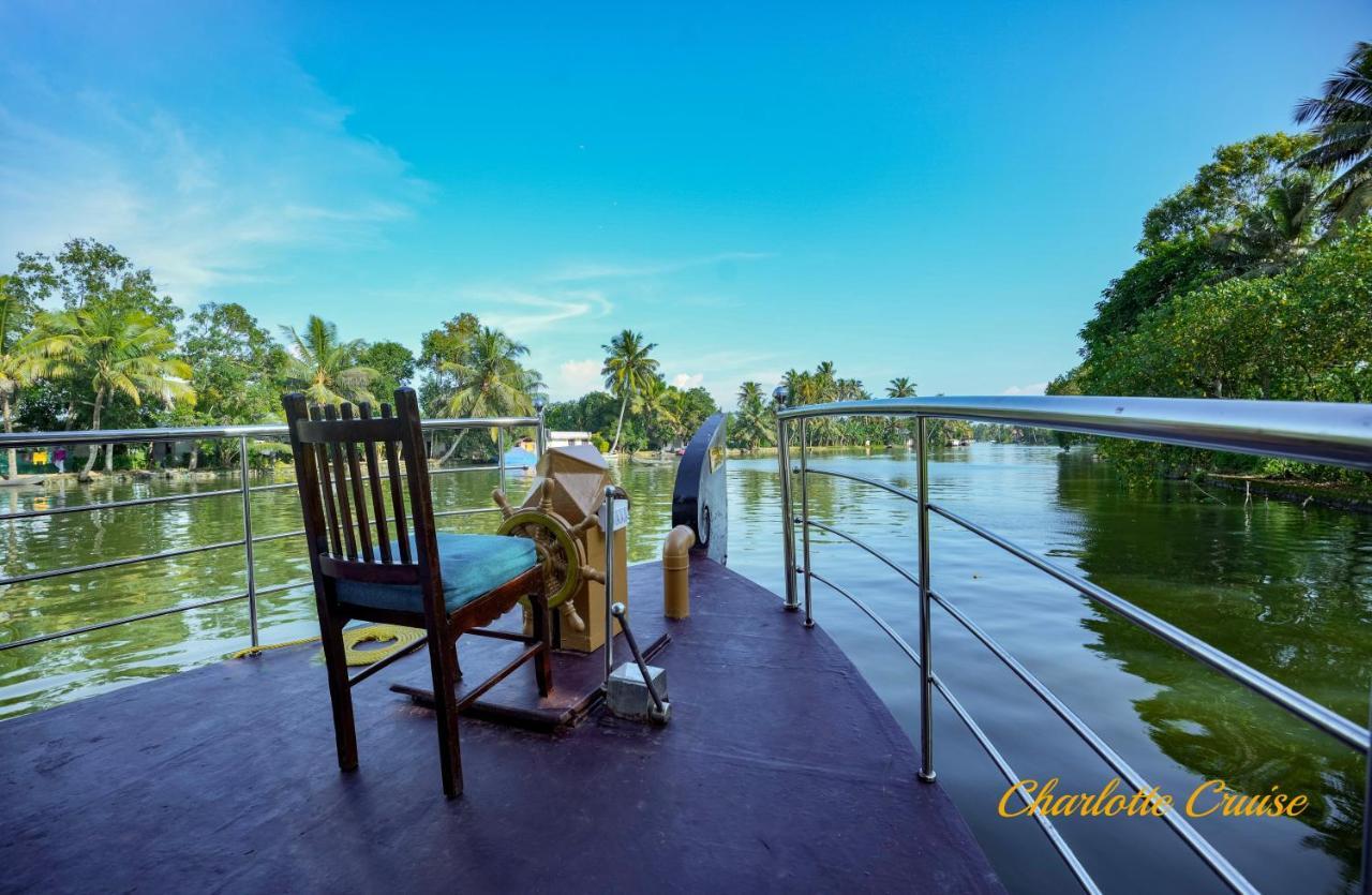Charlotte Cruise House Boat Hotel Alappuzha Ngoại thất bức ảnh